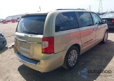 2014 Chrysler Town & Country Touring-L z USA, uszkodzony, nr VIN 2C4RC1CG1ER107844